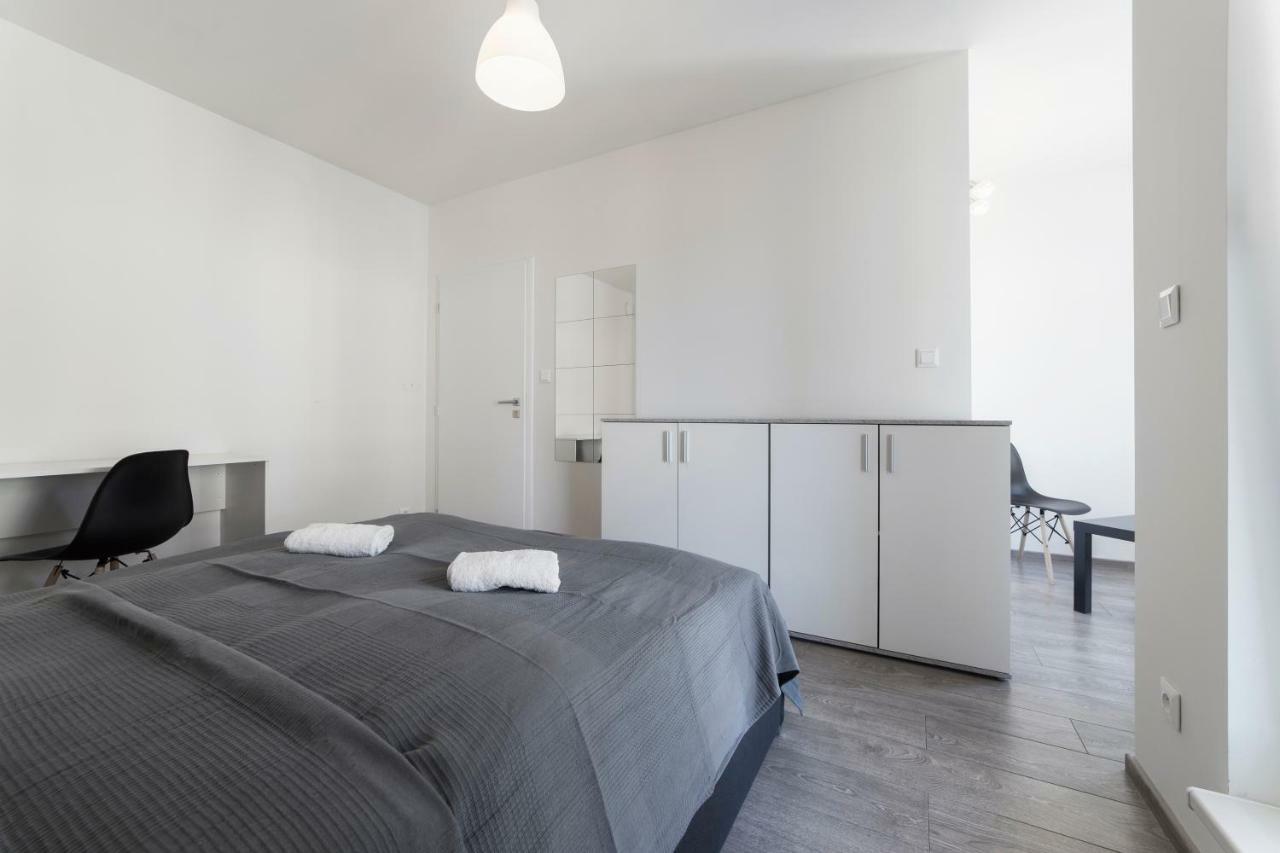 Hostel Homer Liben Praha Exteriér fotografie